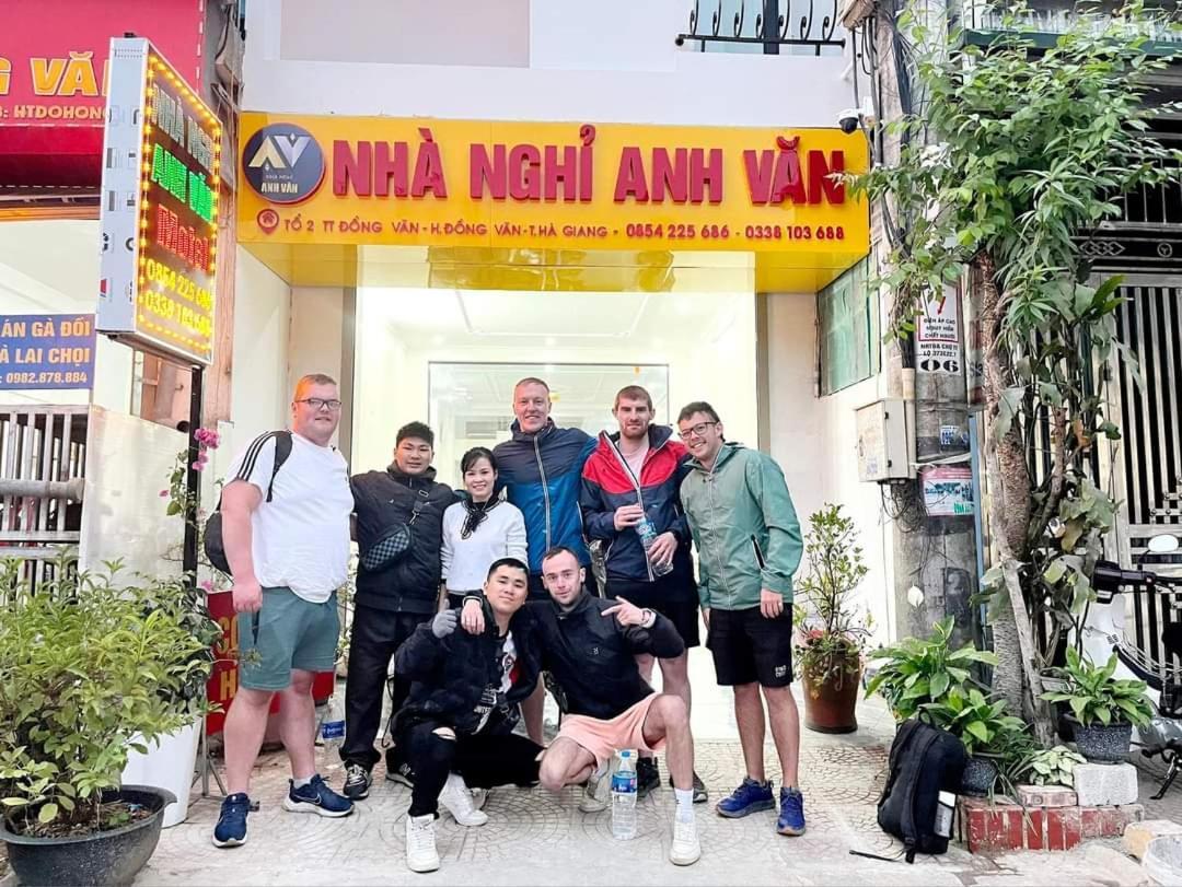 Nha Nghi Anh Van Dong Van  Exteriör bild