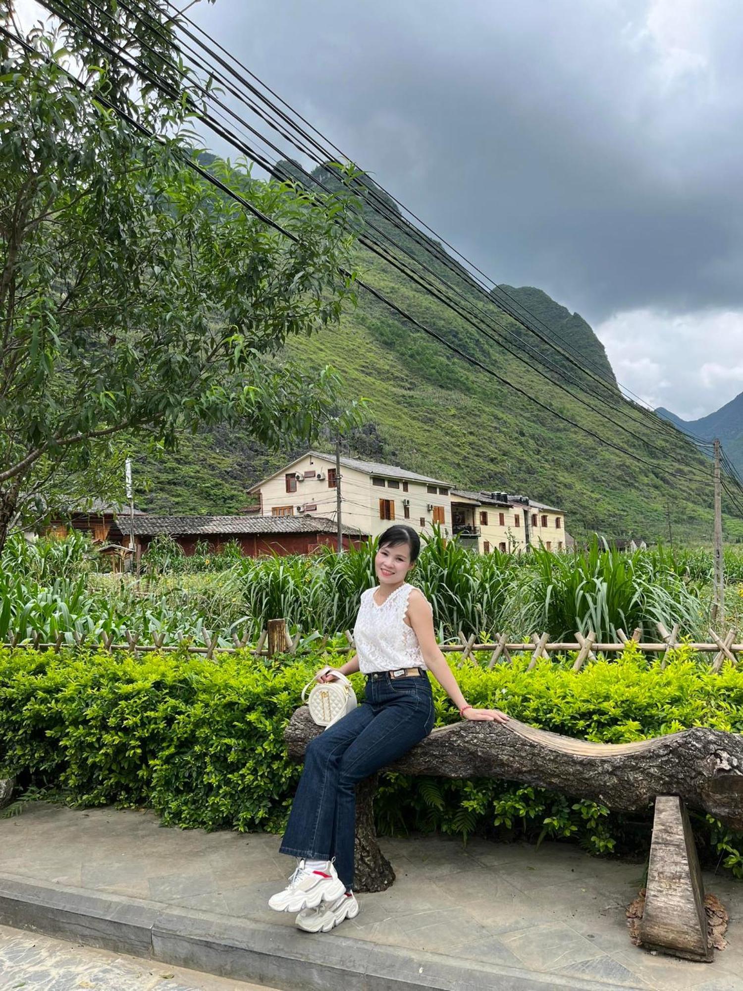 Nha Nghi Anh Van Dong Van  Exteriör bild