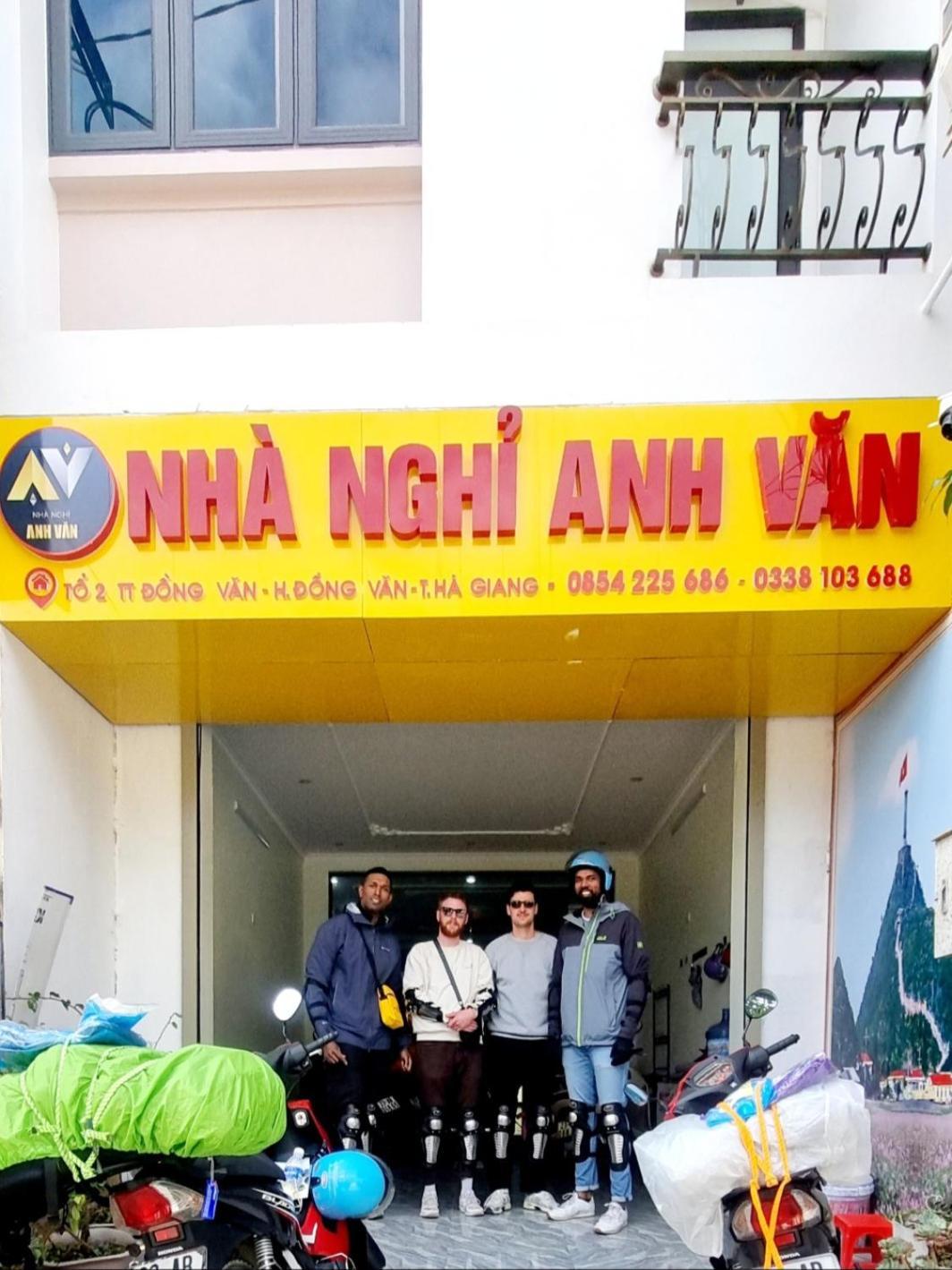 Nha Nghi Anh Van Dong Van  Exteriör bild