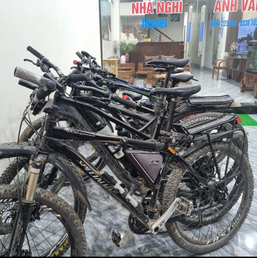 Nha Nghi Anh Van Dong Van  Exteriör bild